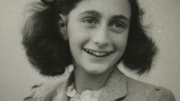Nieuwe teksten uit dagboek Anne Frank ontsloten
